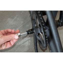 Acheter Kit de réparation de vélo, kit d'outils de réparation de pneus de  vélo contient un outil 16 en 1, une mini pompe à vélo de 120 psi, utilisée  pour le vélo